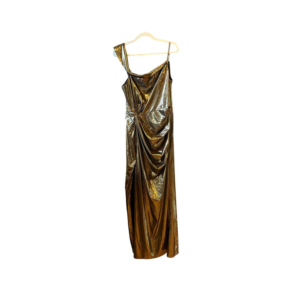 Ieena MacDuggal metallic liquid gold off the shoulder maxi gown size 12 - Picture 6 of 13